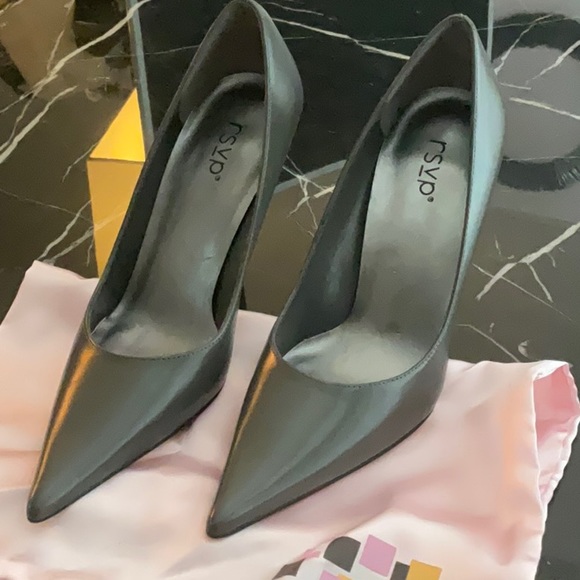 RSVP  pointed row gray leather stiletto pumps - Picture 2 of 5